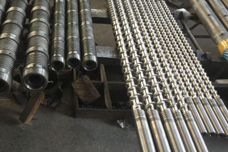 
橡膠擠出機螺桿、機筒的損壞怎么修復