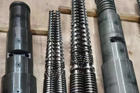 塑料擠出機機筒螺桿發貨前，廠家需要做哪些工作？